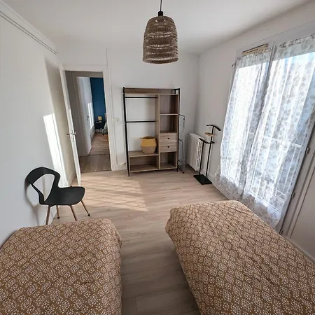 شقة Agreable T3 Avec Balcon Et Parking *