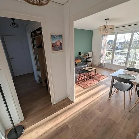Agreable T3 Avec Balcon Et Parking Appartement